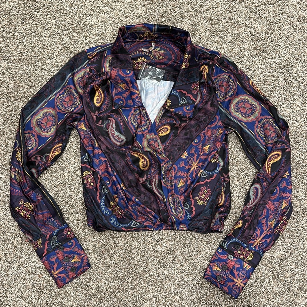 Purple Paisley Wrap Crop Top - Women - Picture 2 of 6